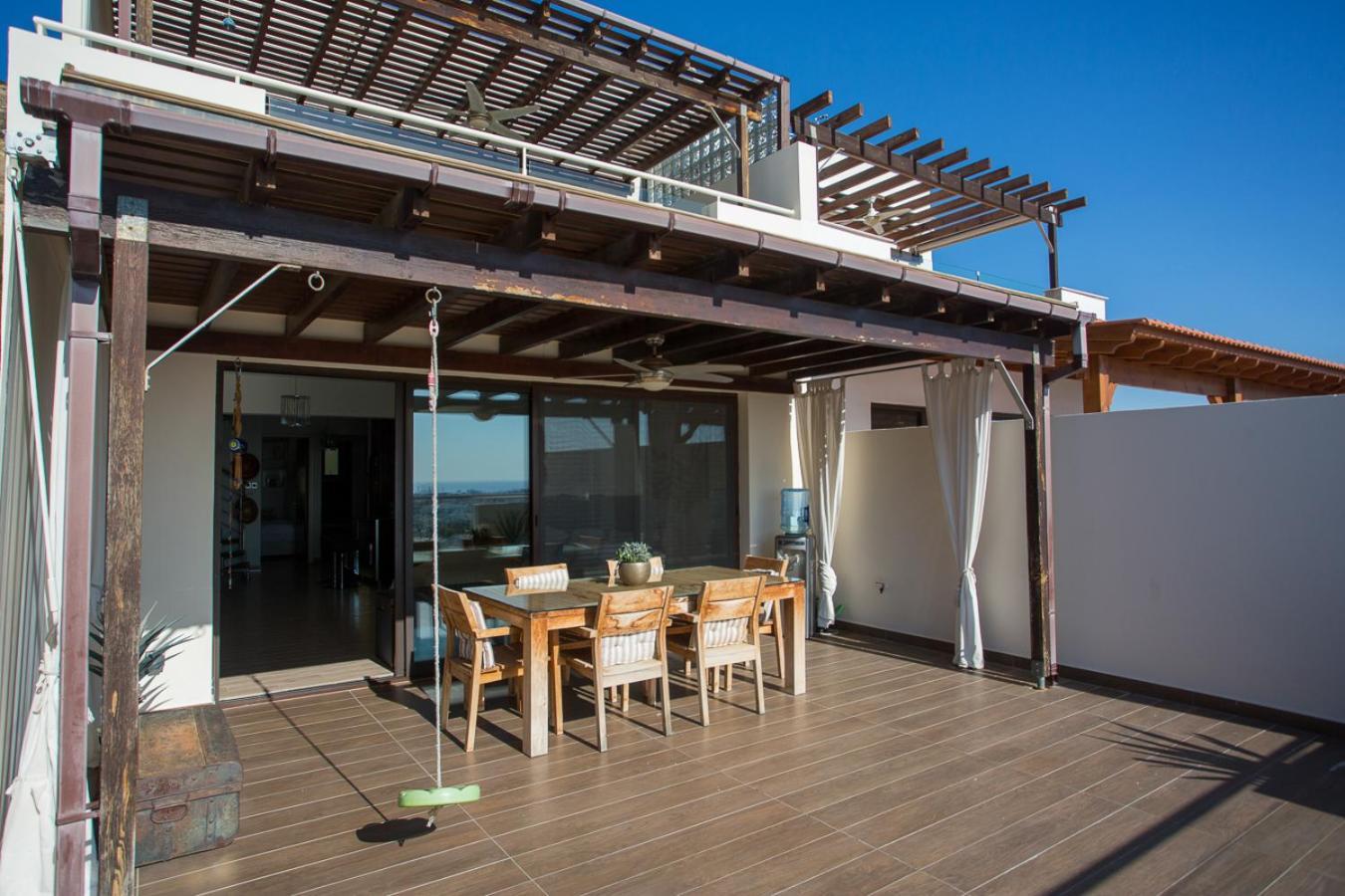 Penthouse Duplex Overlooking The Mediterranean Larnaca Buitenkant foto